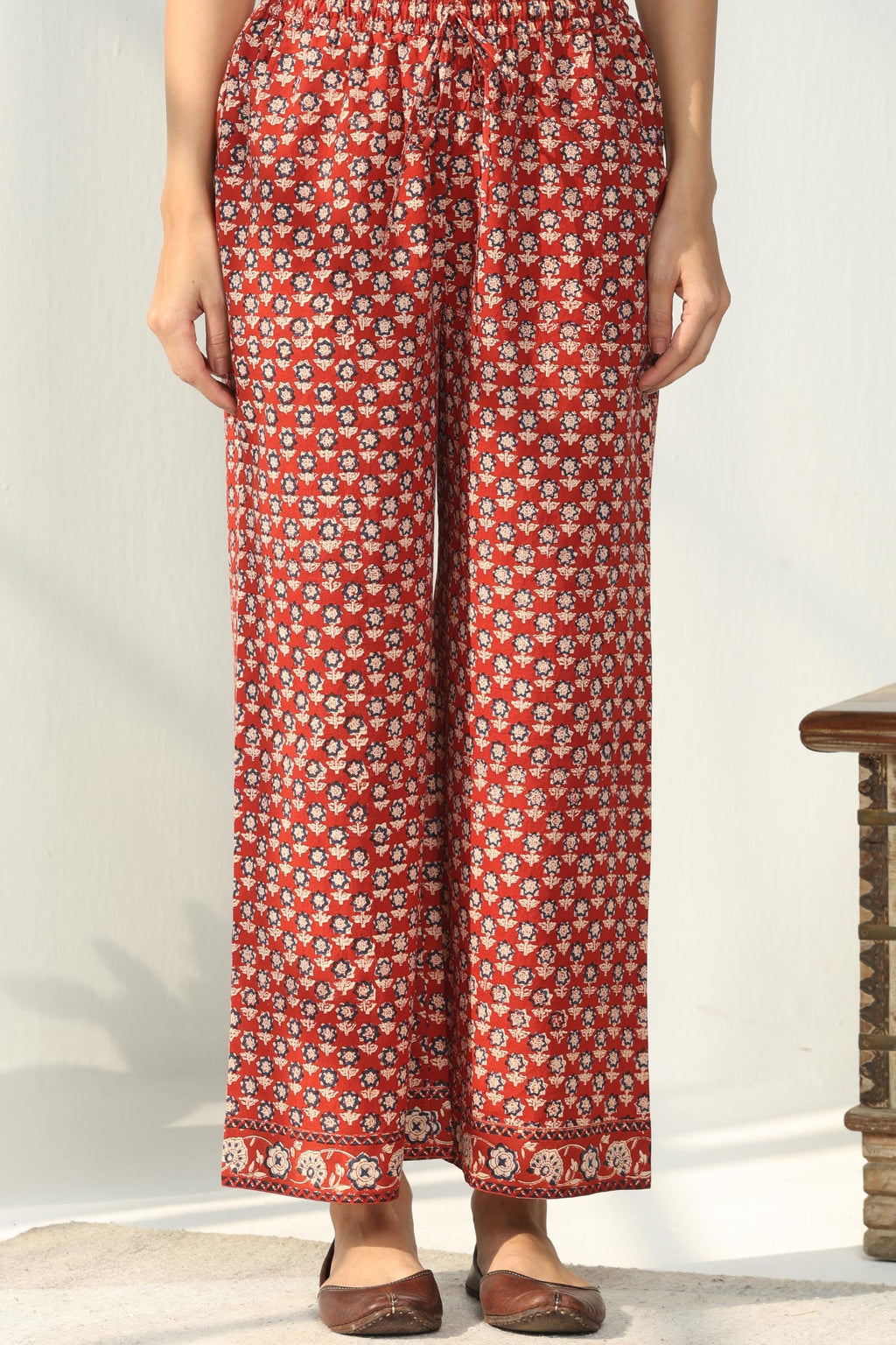 Surplus: Sehra Ziah Bagru Farsi