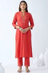 Surplus: Mehraab Afreen Kurta