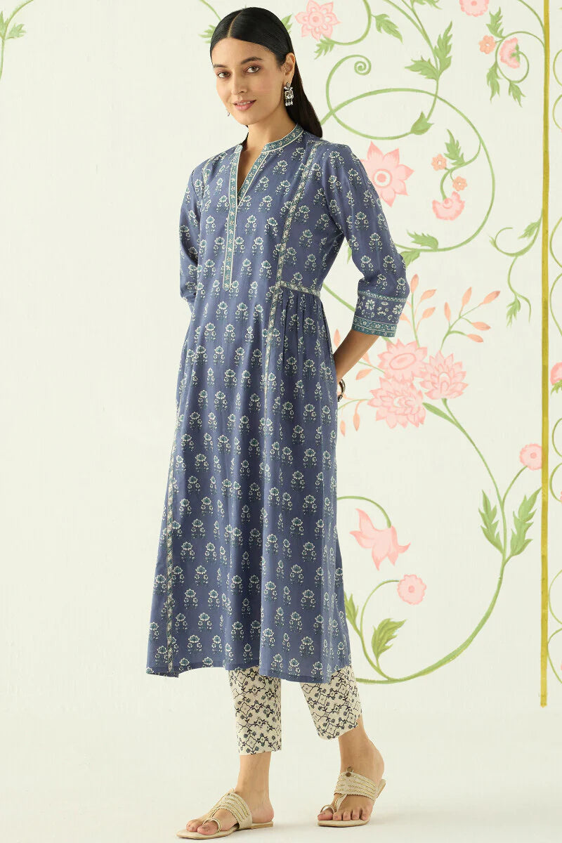Surplus: Nazm Yasmine Sanganeri Kurta