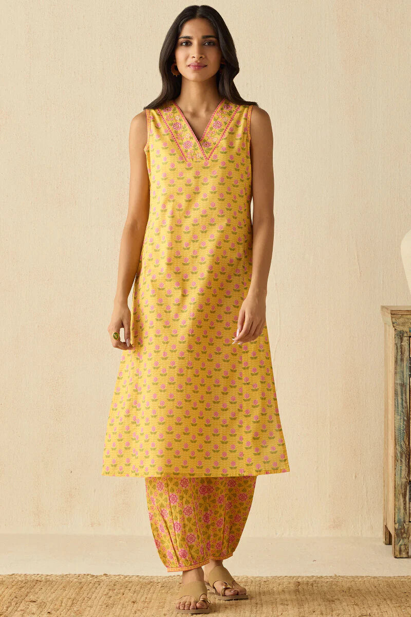 Surplus: Meher Bahara Kurta
