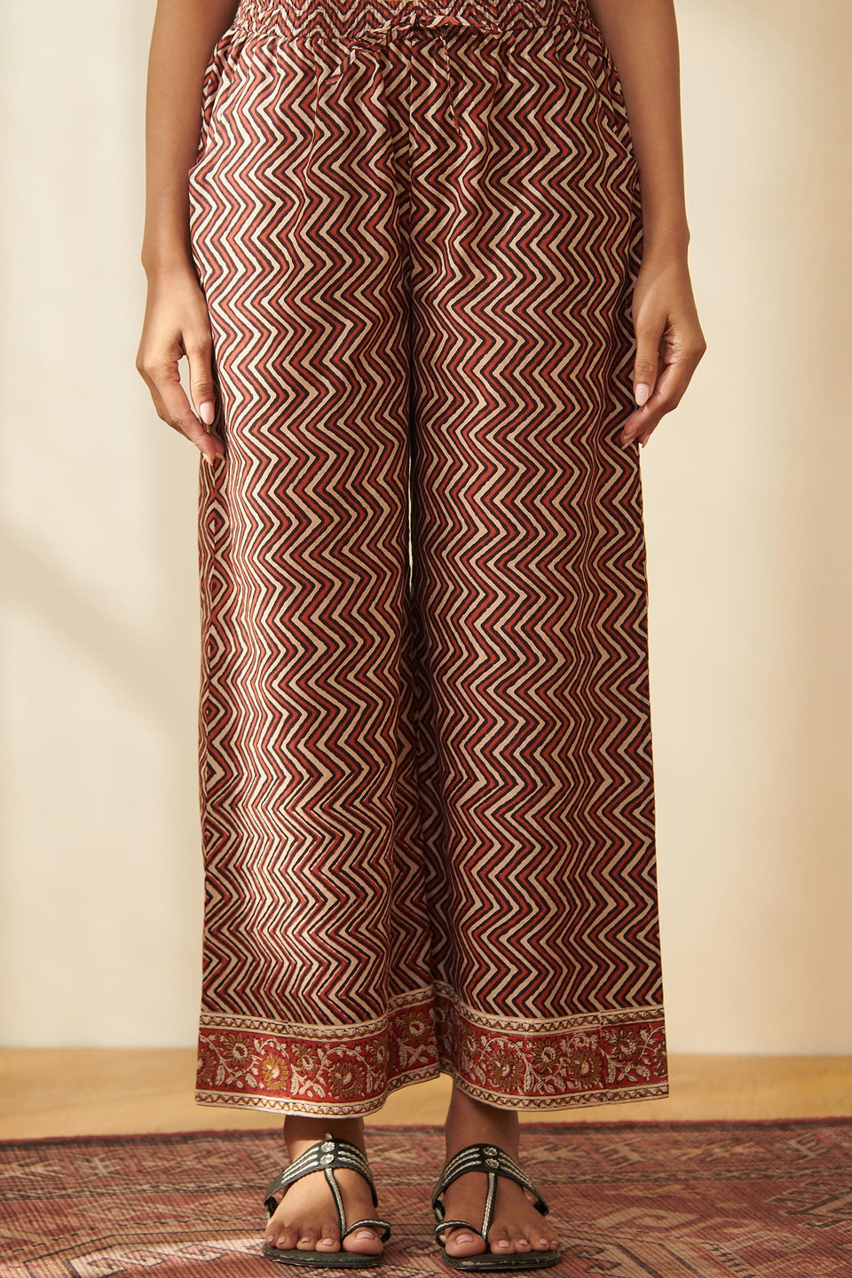 Sehra Yasmine Bagru Farsi