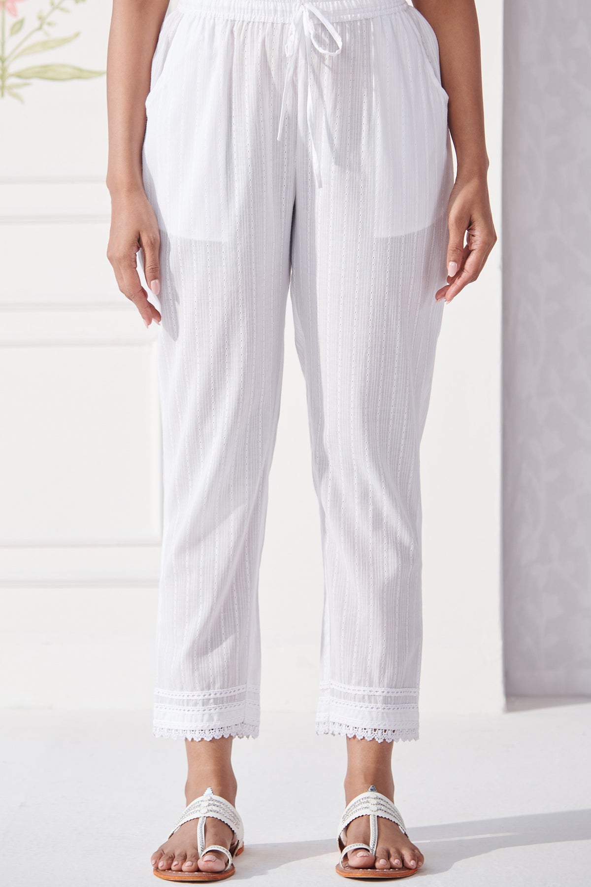 Mumtaz Ruhi White Narrow Pants