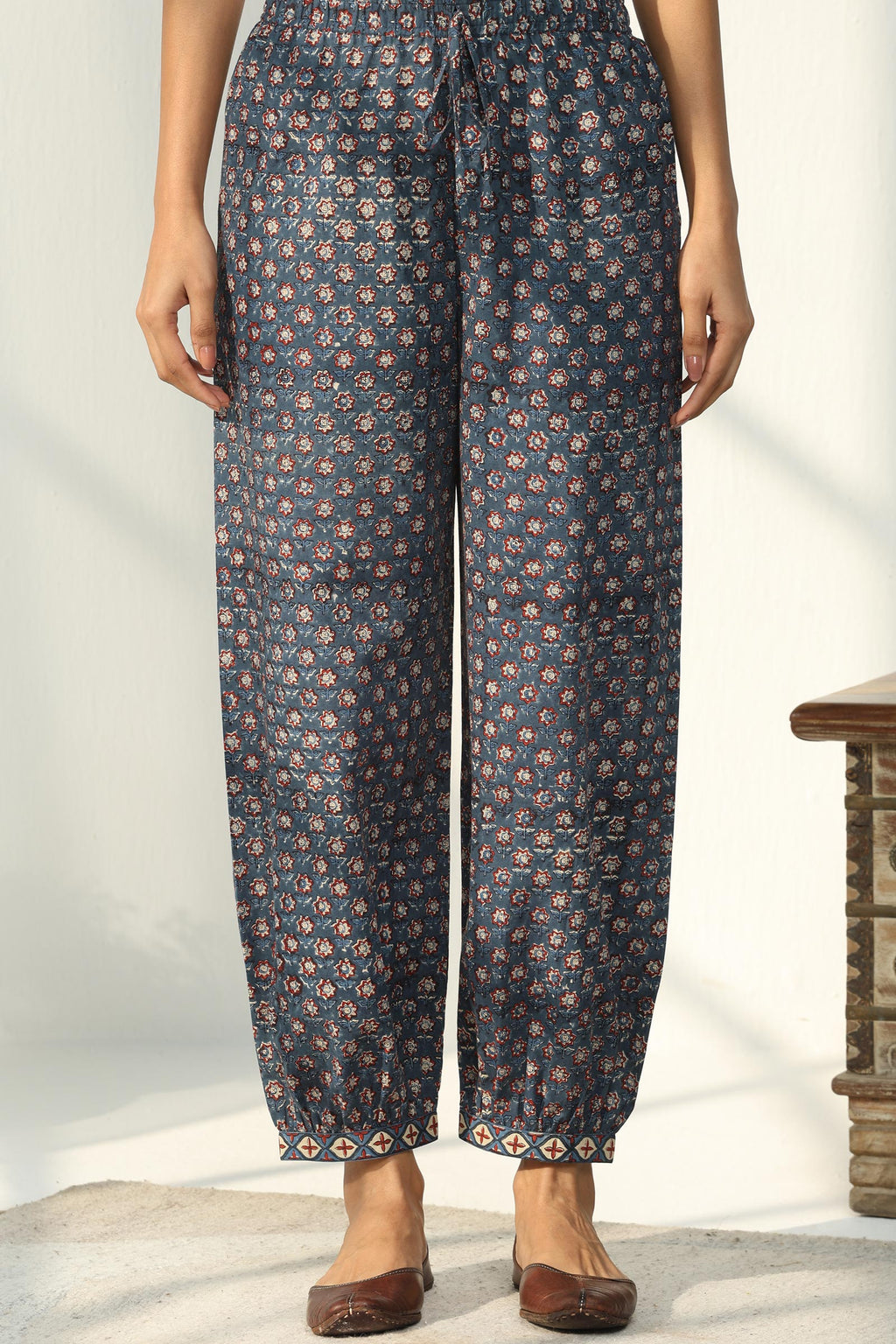 Sehra Wahida Bagru Izhaar Pants