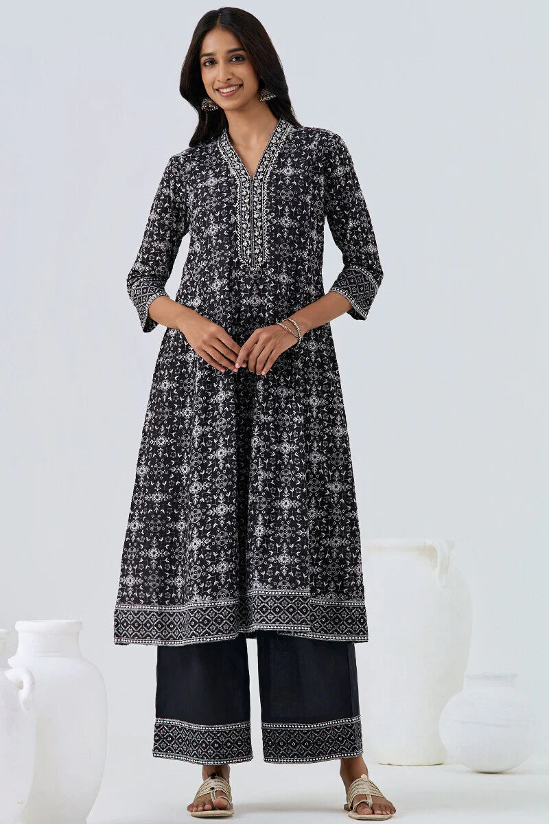 Surplus: Mumtaz Heer Kurta