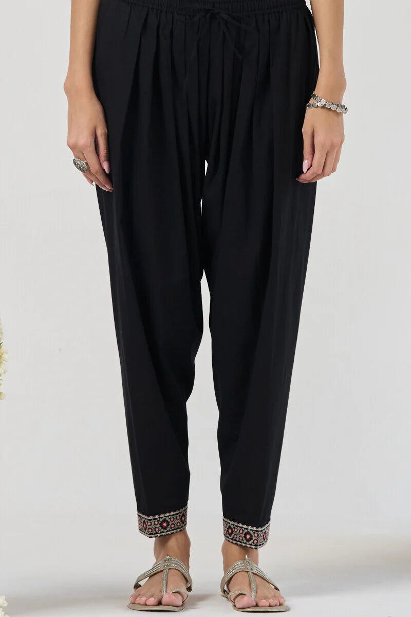 Surplus: Mehraab Alizeh Salwar