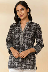 Surplus: Mumtaz Tira Top