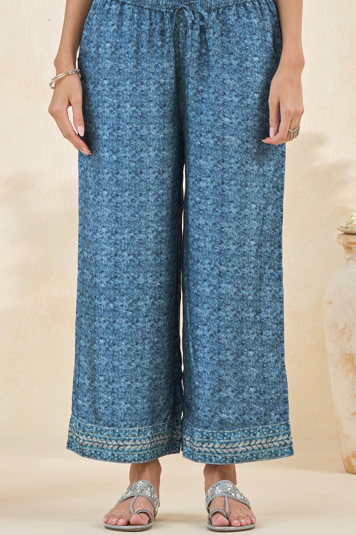 Surplus: Mehrunissa Shirin Farsi