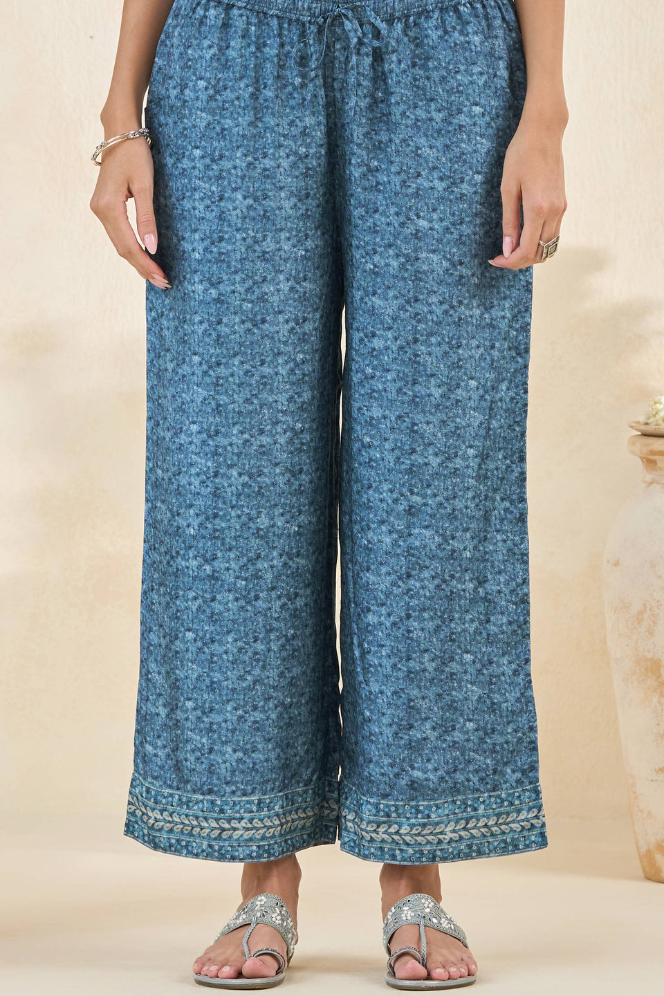 Surplus: Mehrunissa Shirin Farsi