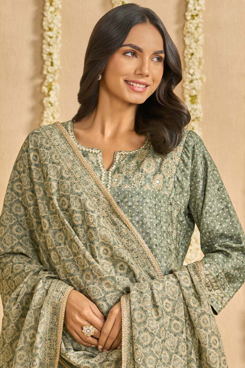 Mehrunissa Nasrin Dupatta