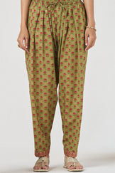 Surplus: Roz Meher Ishrat Salwar