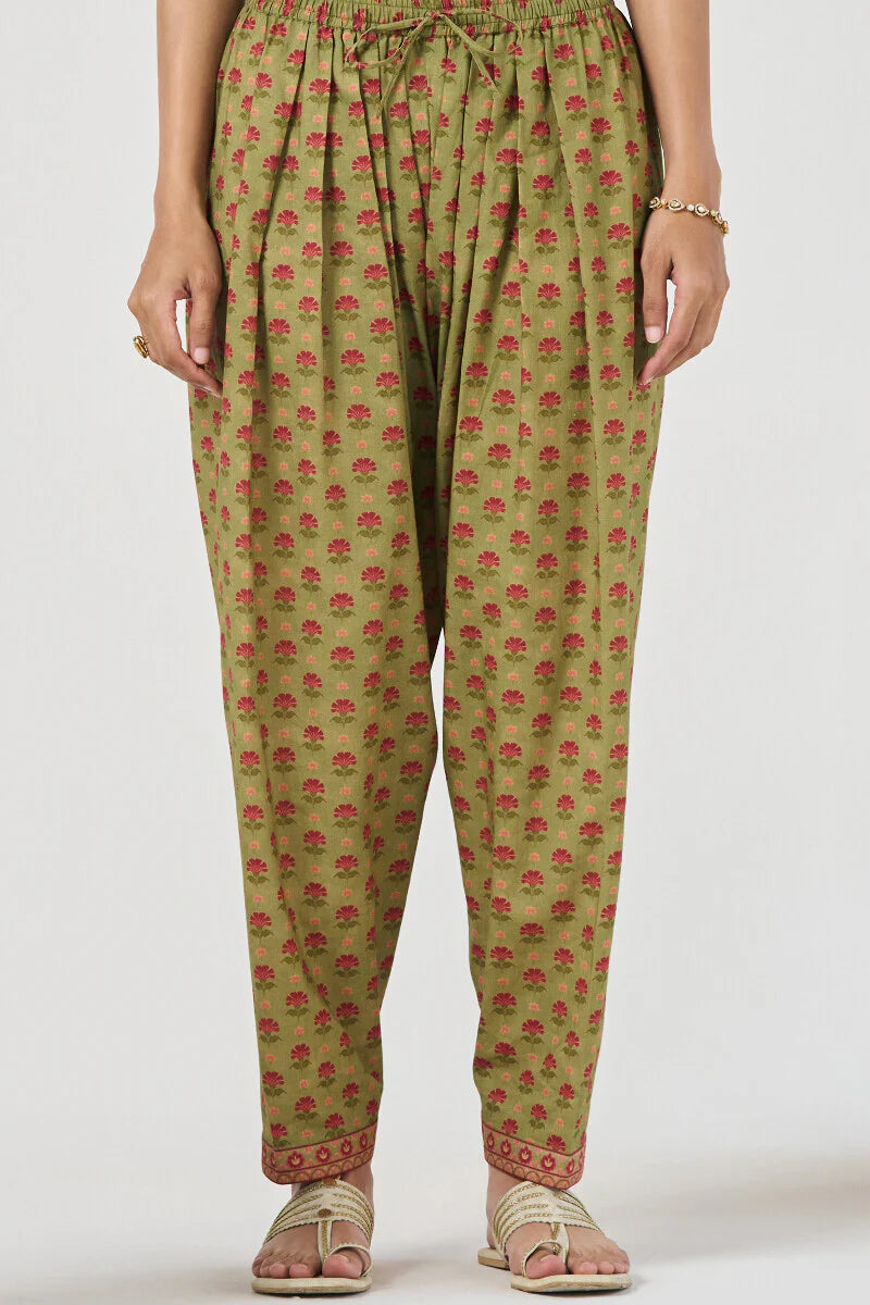 Surplus: Roz Meher Ishrat Salwar