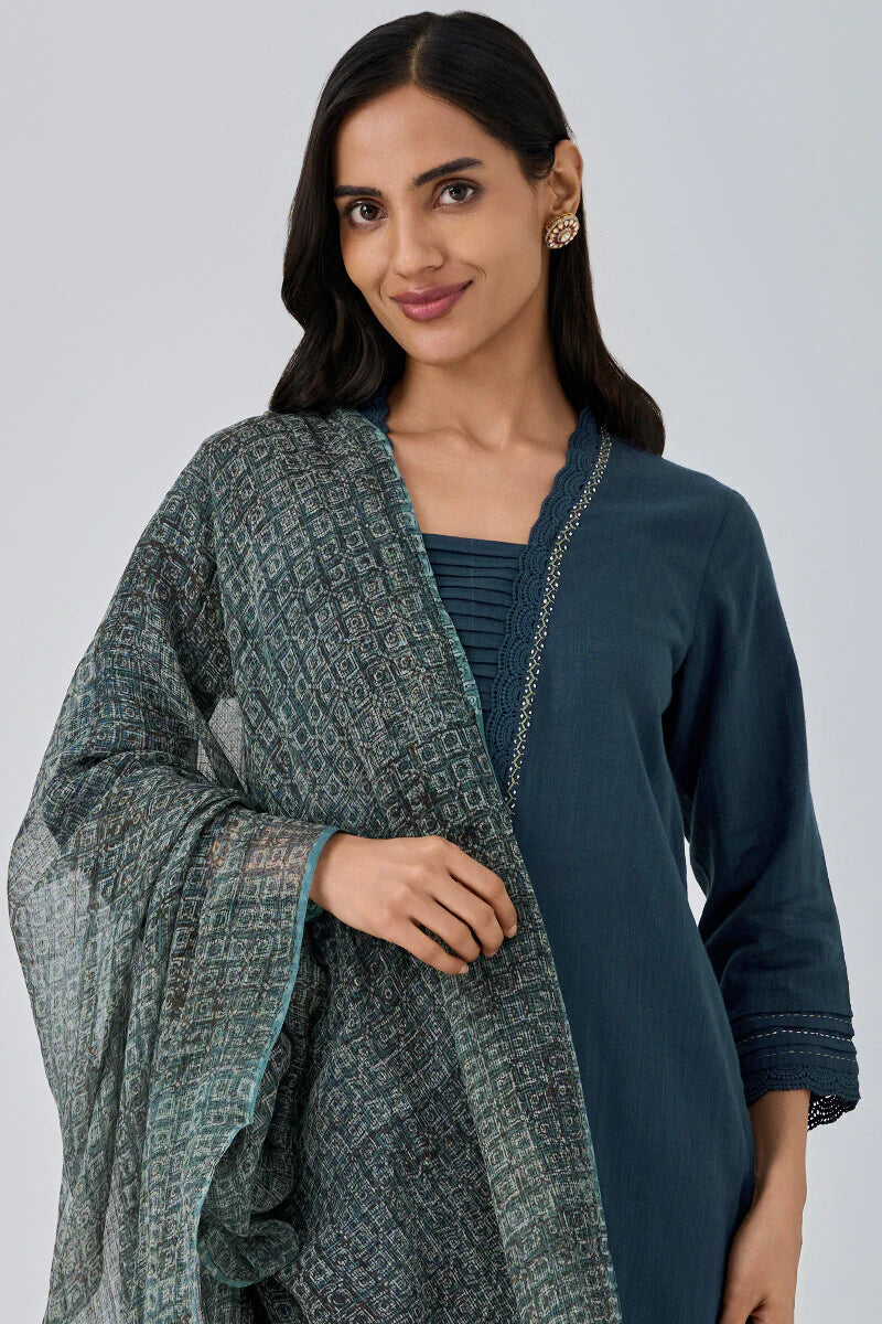 Surplus: Sehra Aisha Akola Dupatta