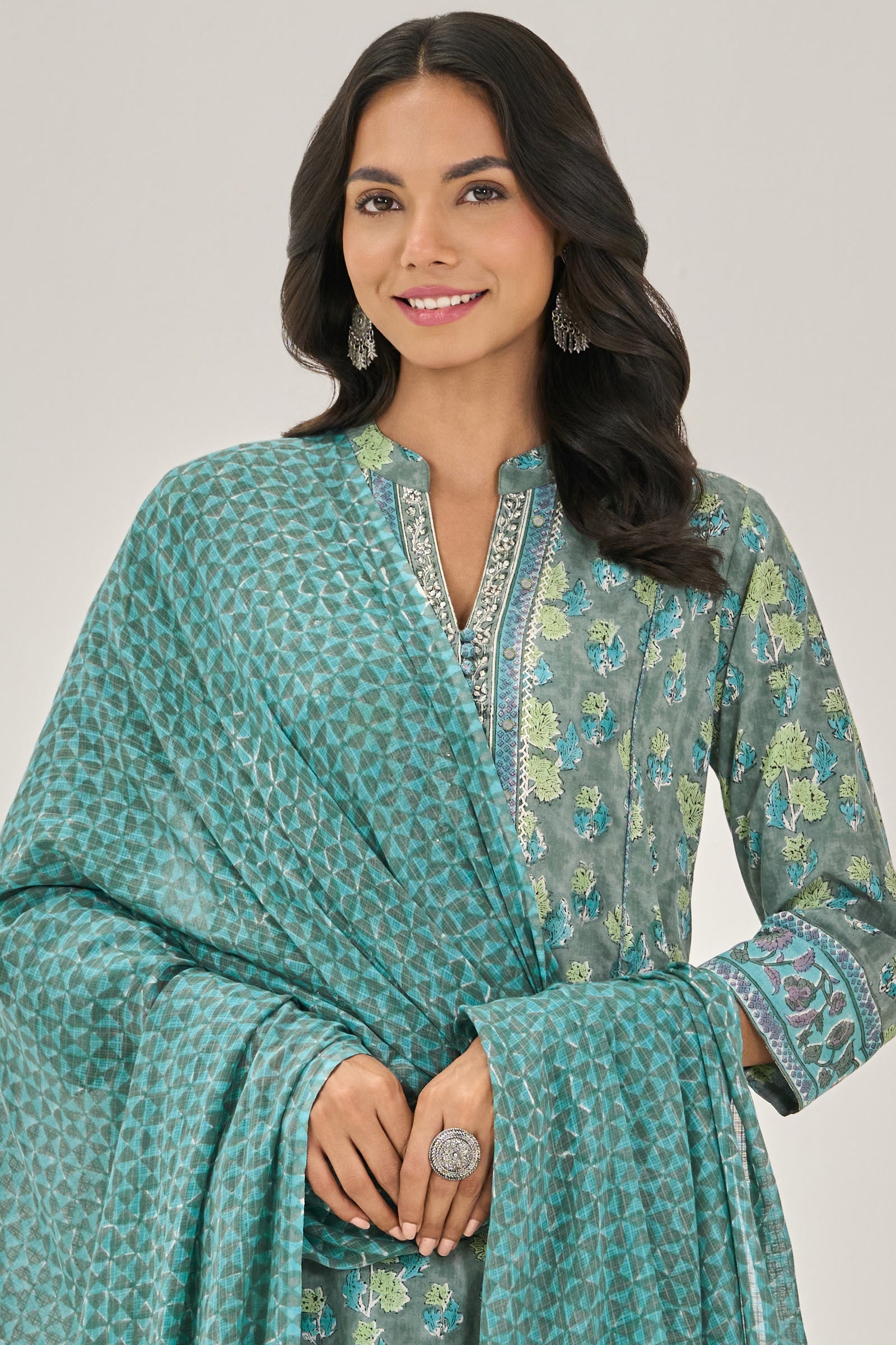 Roz Meher Gulshan Dupatta