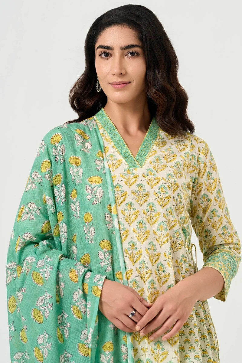 Surplus: Roz Meher Dupatta