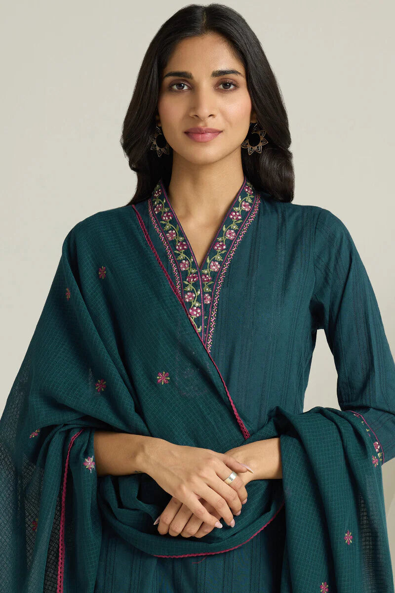 Surplus: Mehraab Simer Dupatta
