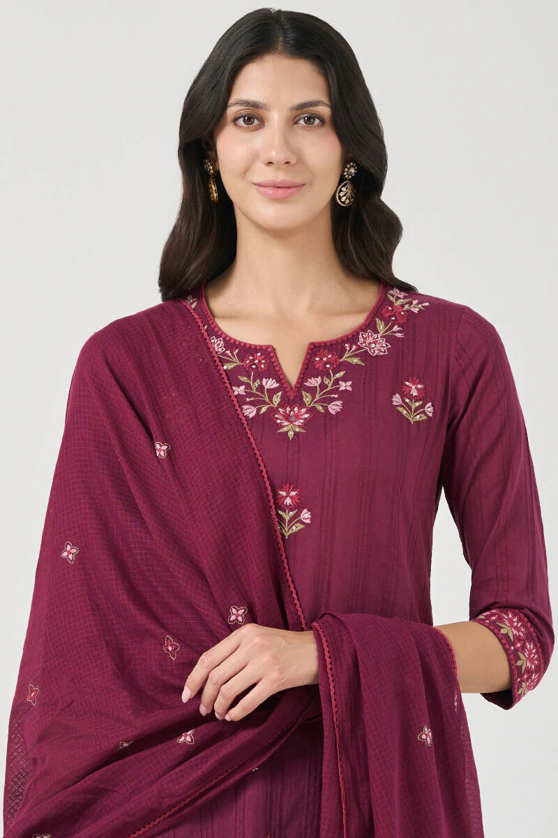 Surplus: Mehraab Azma Dupatta