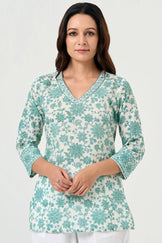 Surplus: Neelofar Roohi Sanganeri Top