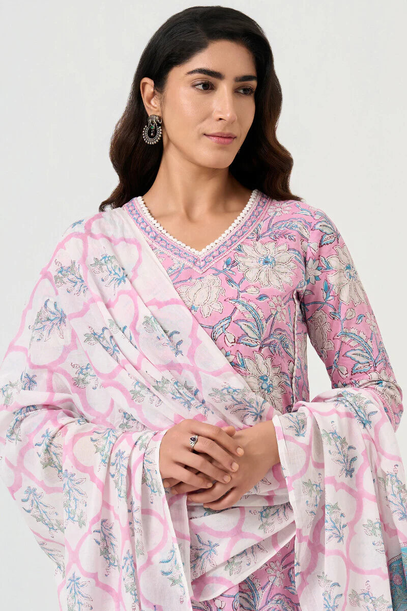 Surplus: Gul Bano Dupatta