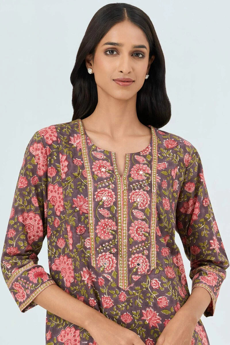 Surplus: Rosheen Mehreen Kaftan