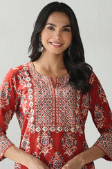 Surplus: Sehra Kainat Bagru Kurta