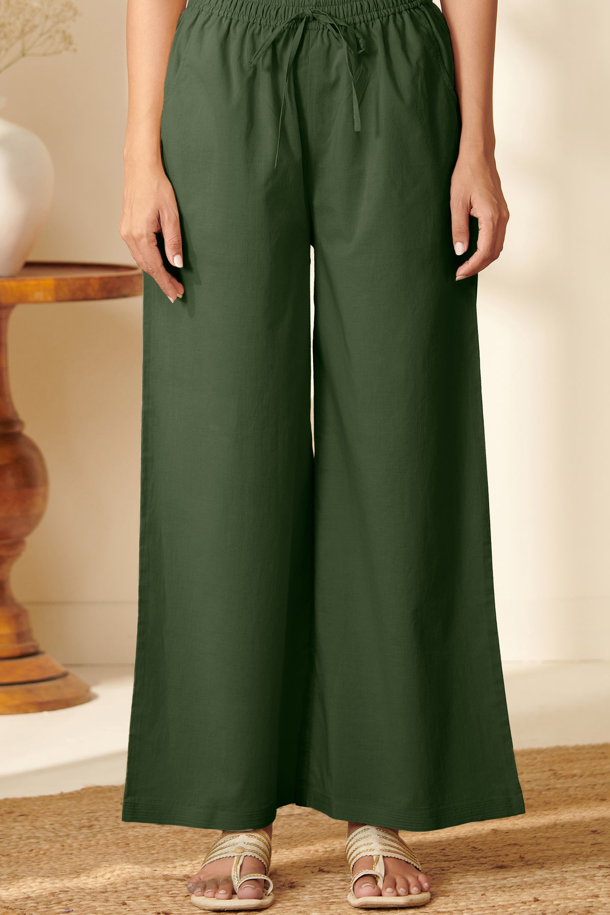 Roza Parisa Green Farsi