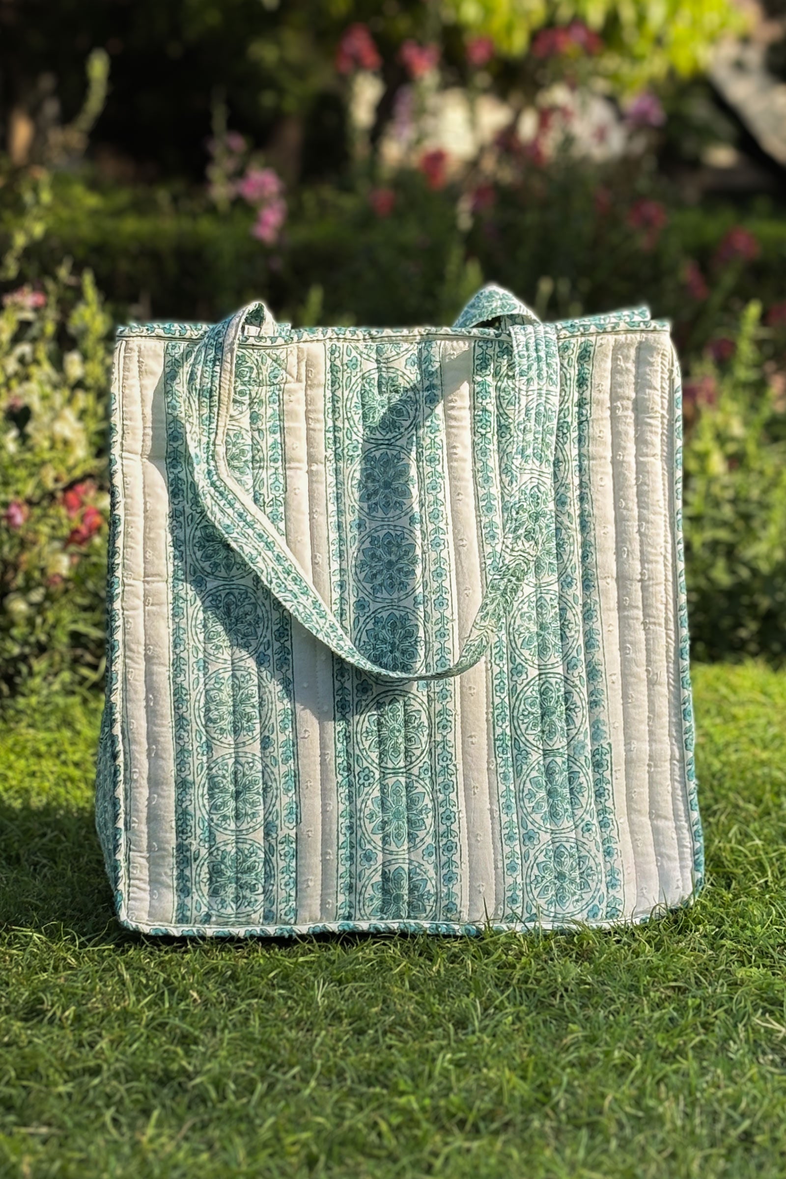 Roza Aaliya Tote Bag