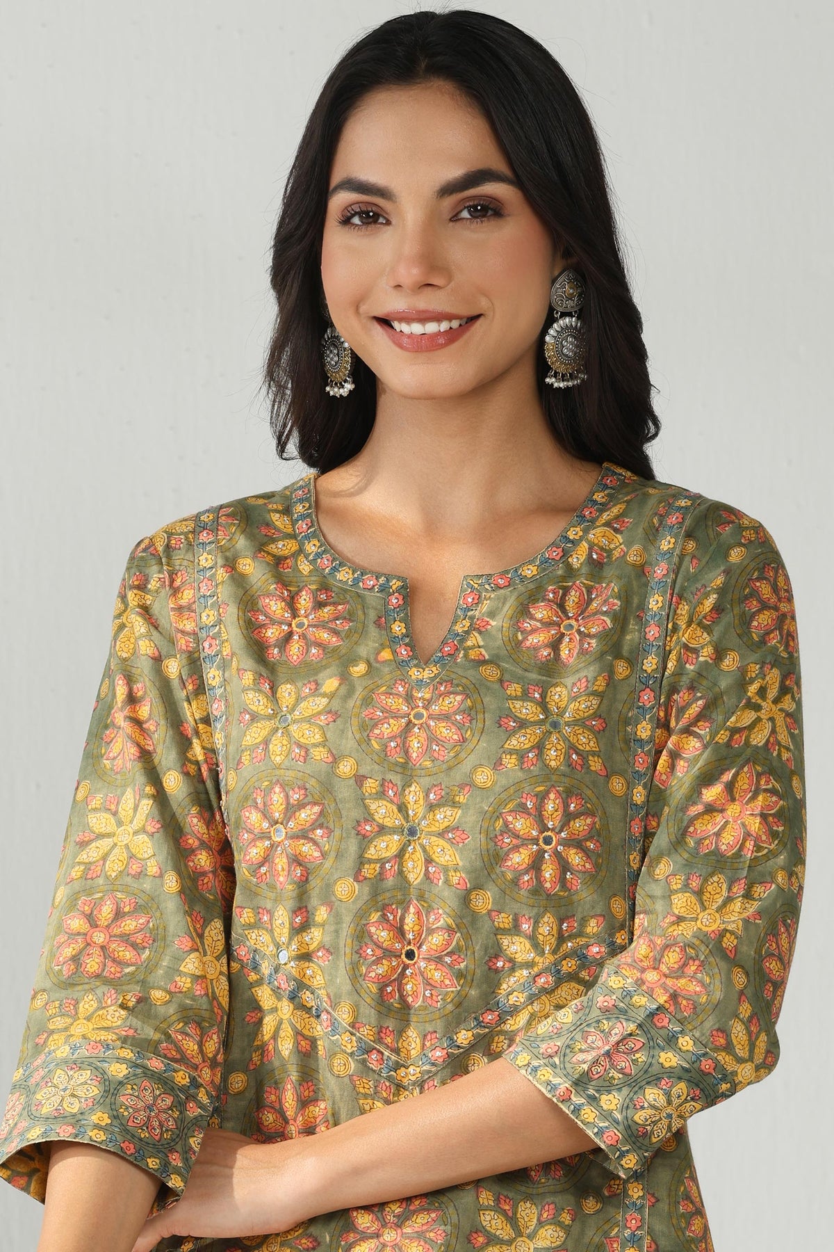 Nayanjal Shaheena Sanganeri Kurta