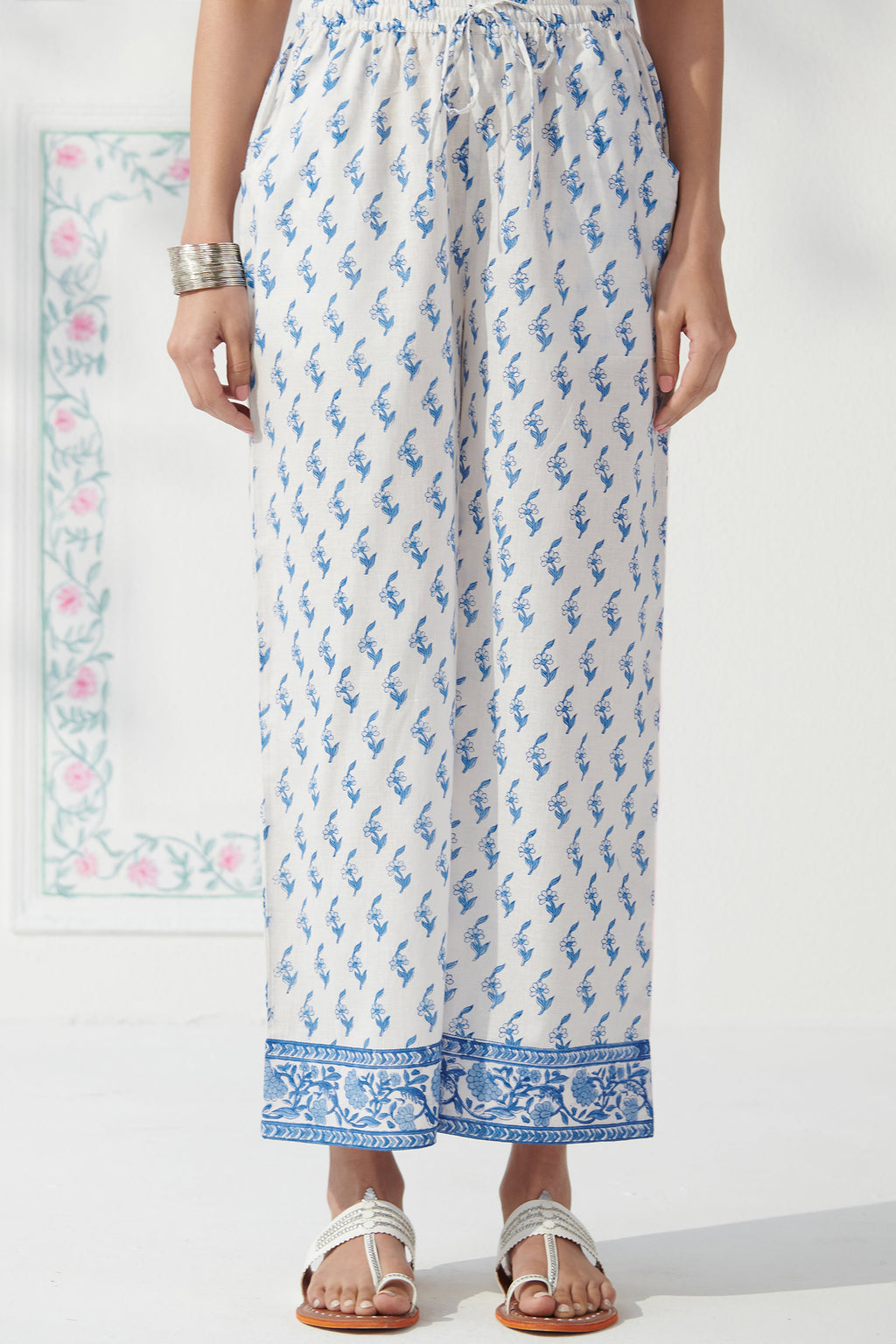 Surplus: Neelofar Zunaira Sanganeri Farsi