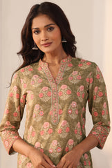 Gauhar Asma Kurta