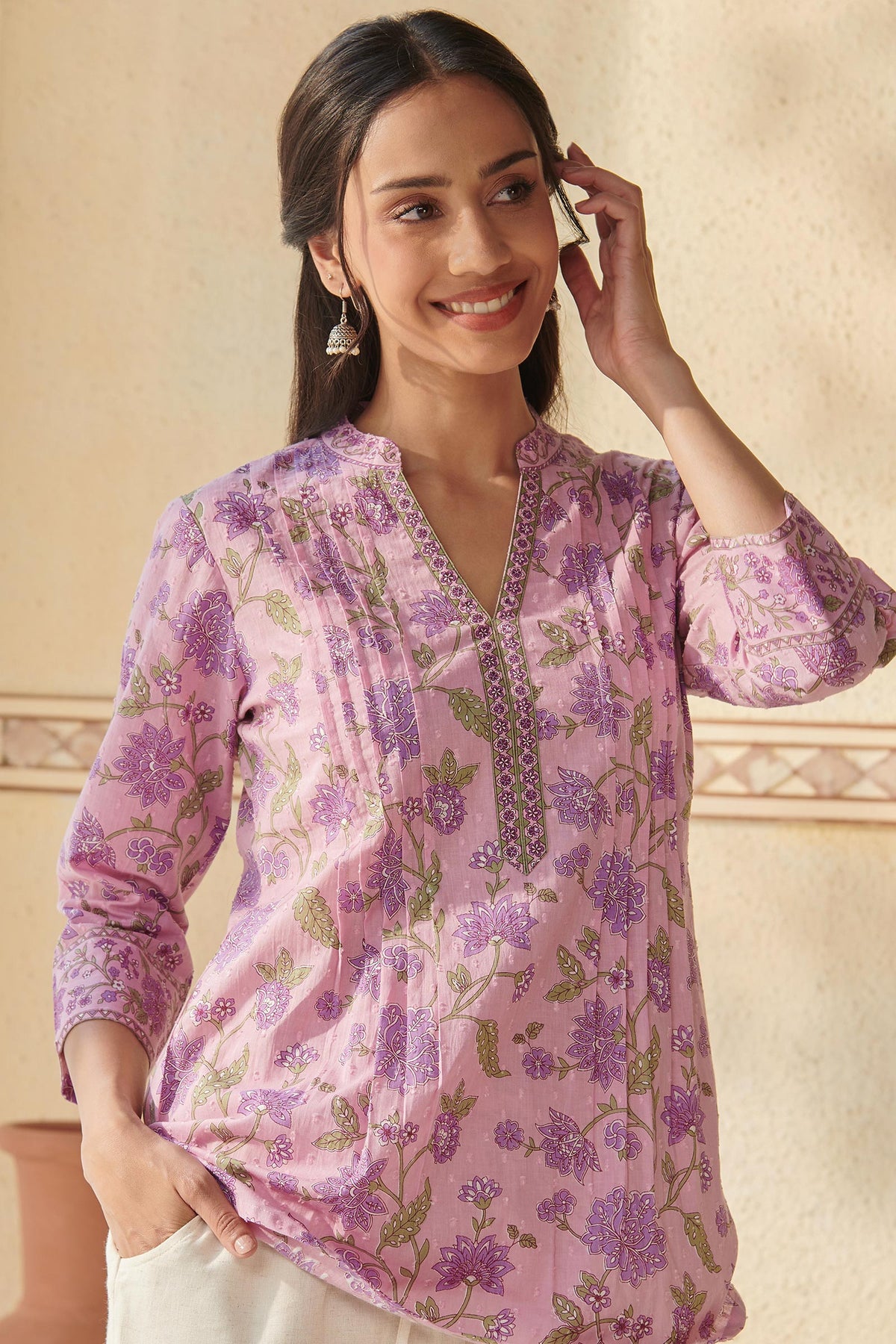 Gauhar Tahira Sanganeri Top