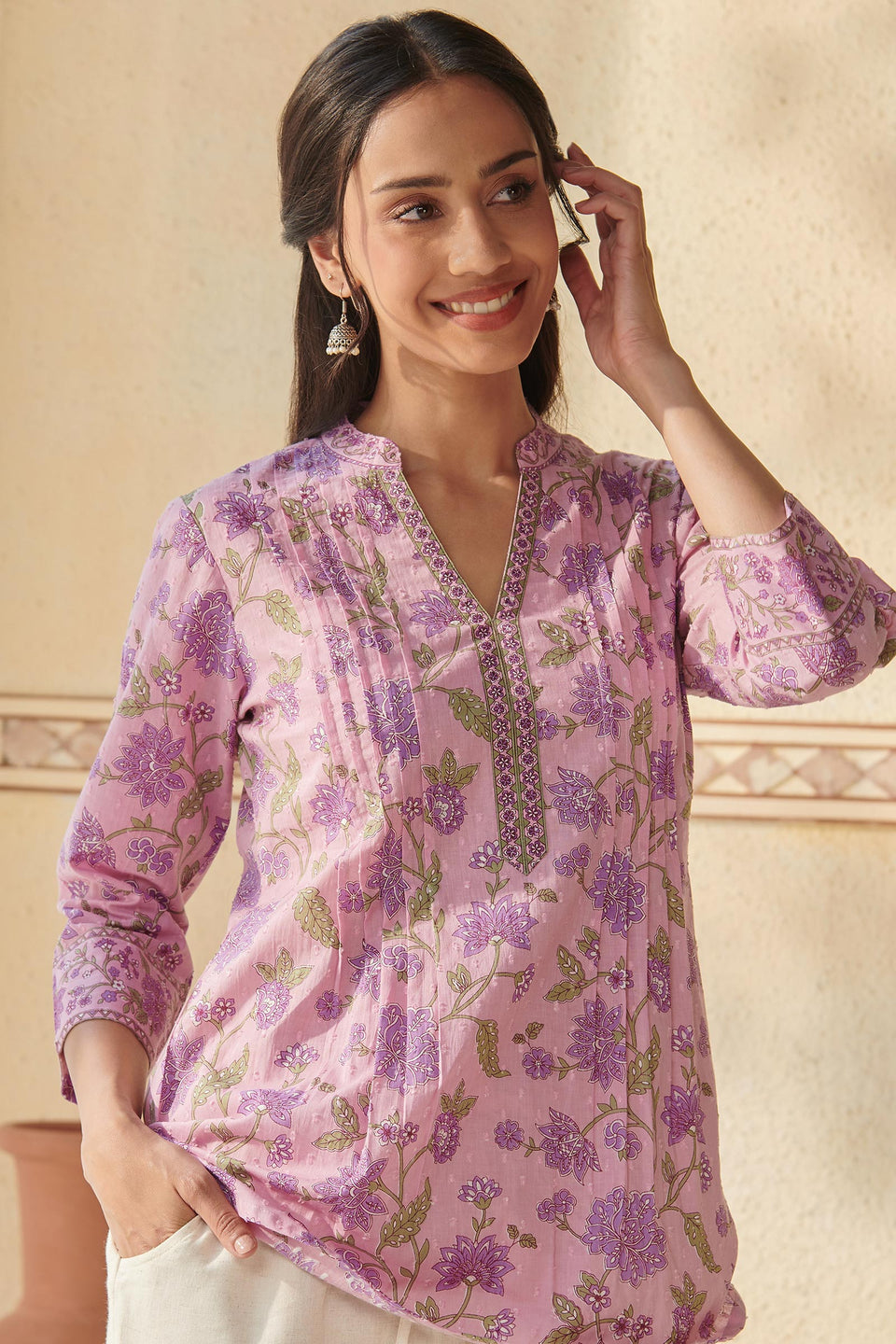 Gauhar Tahira Sanganeri Top
