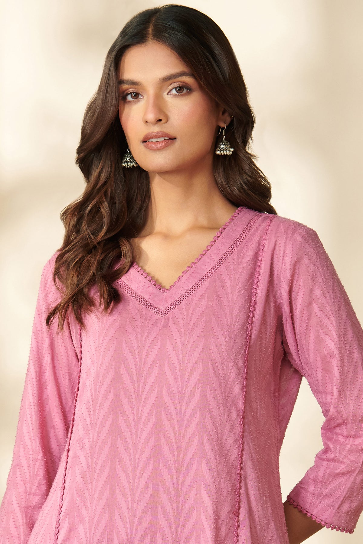 Surplus: Roza Mariyah Pink Kurta