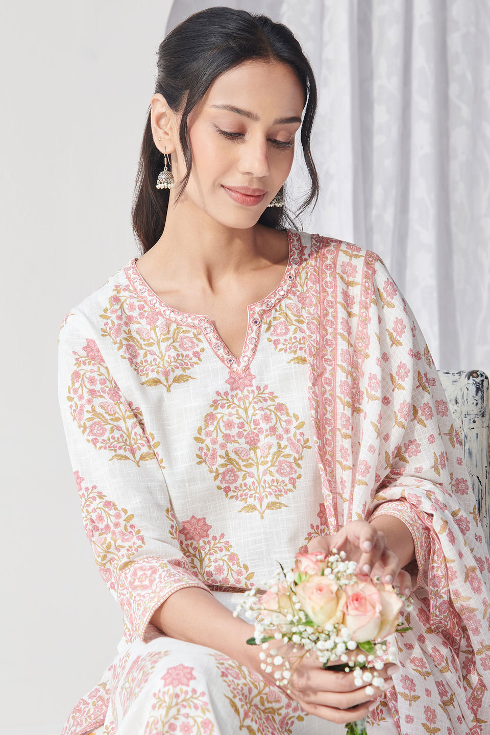 Gulbahar Tira Kurta