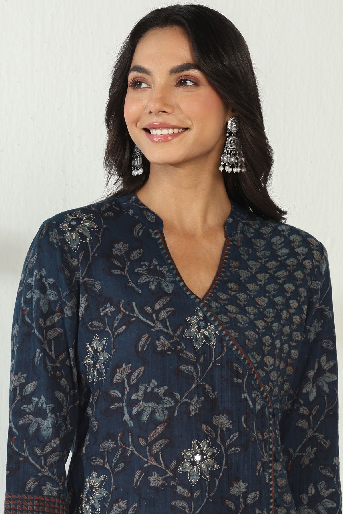 Sehra Maisha Akola Kurta