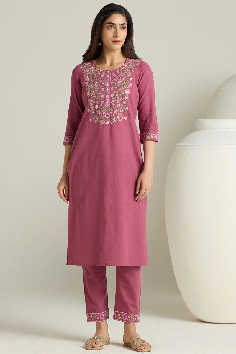 Surplus: Mehraab Surina Kurta