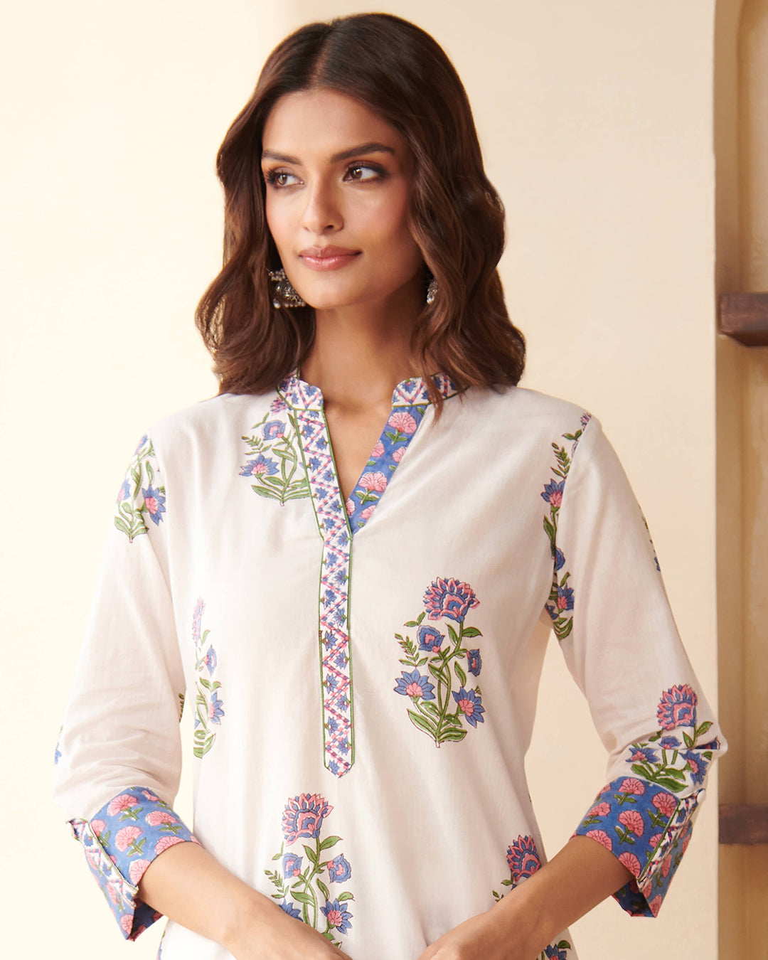 Gulbarg Zeinab Sanganeri Kurta