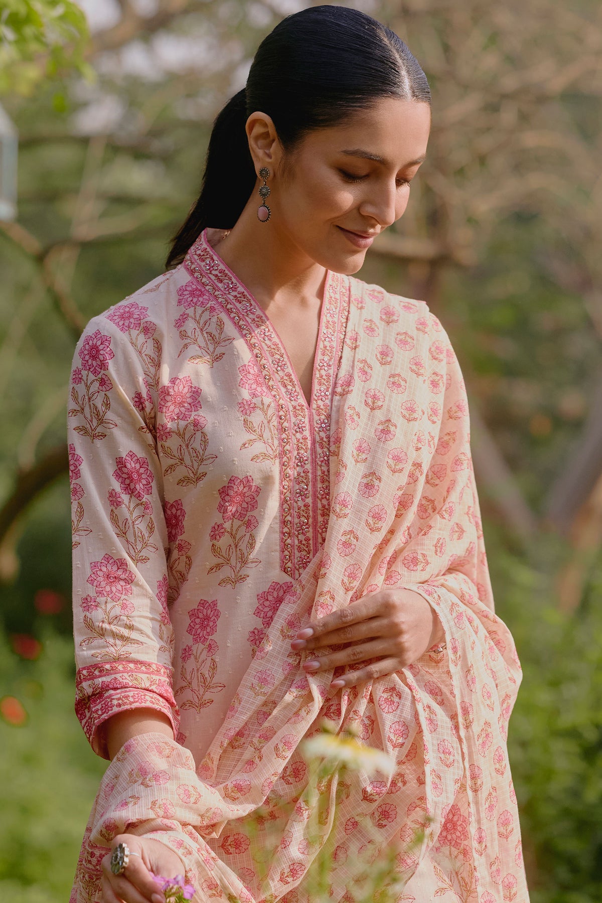 Gulbahar Gulbano Sanganeri Kurta