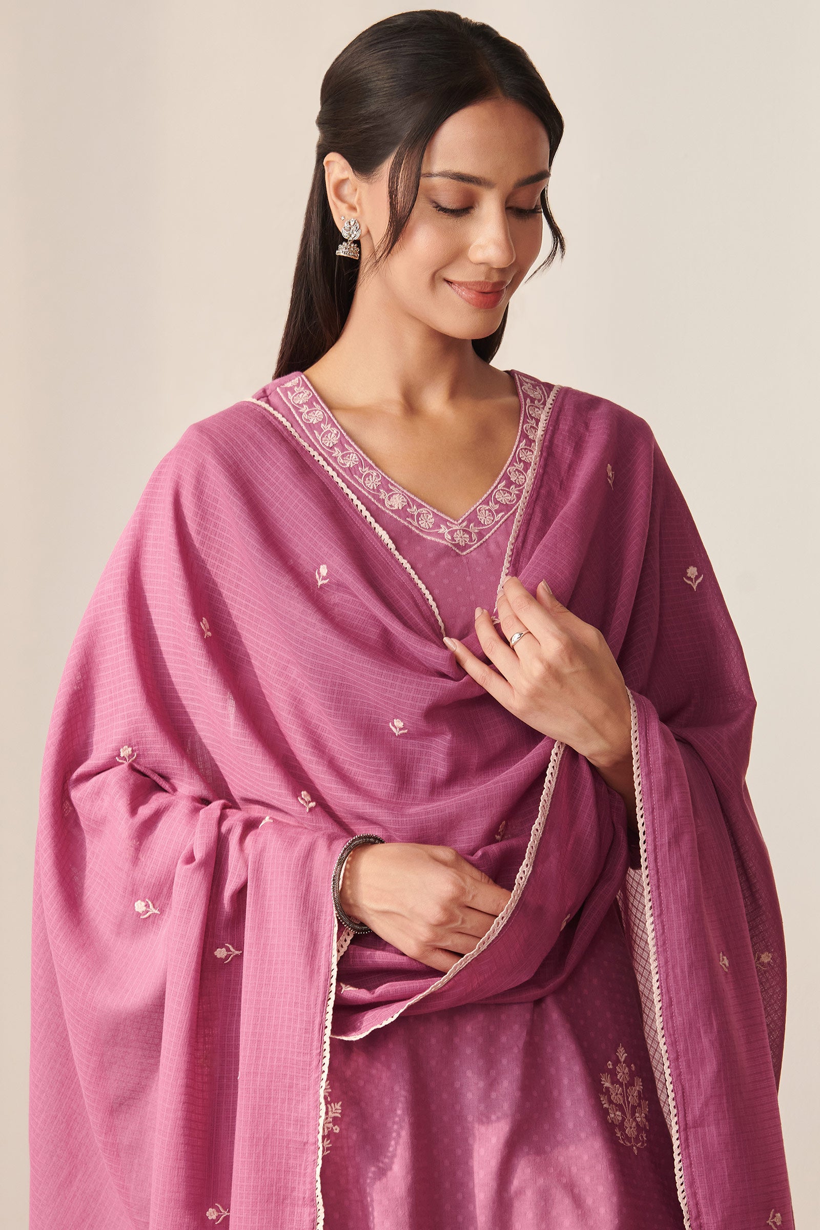 Mehraab Nisa Purple Dupatta