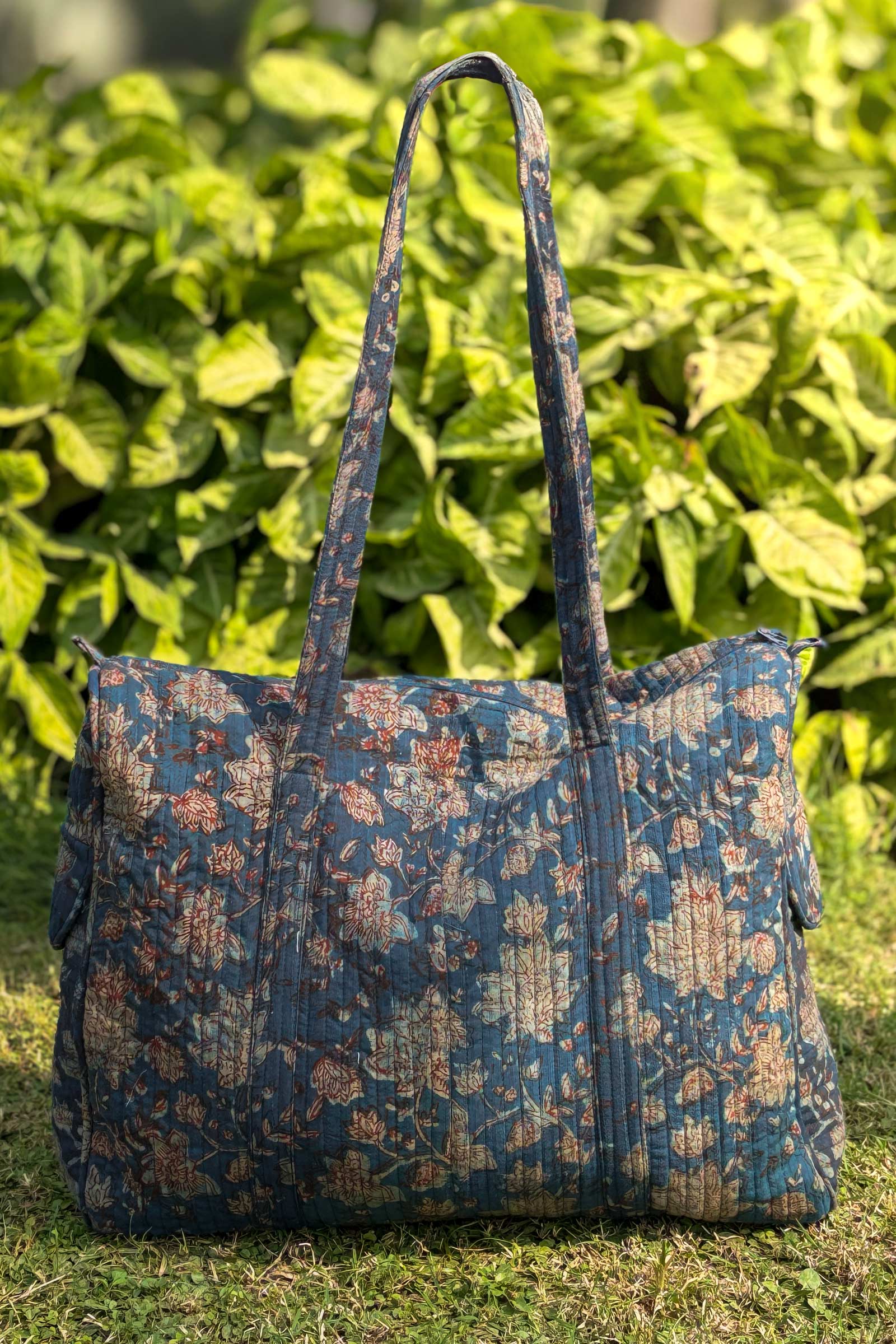 Roza Seher Holdall Bag