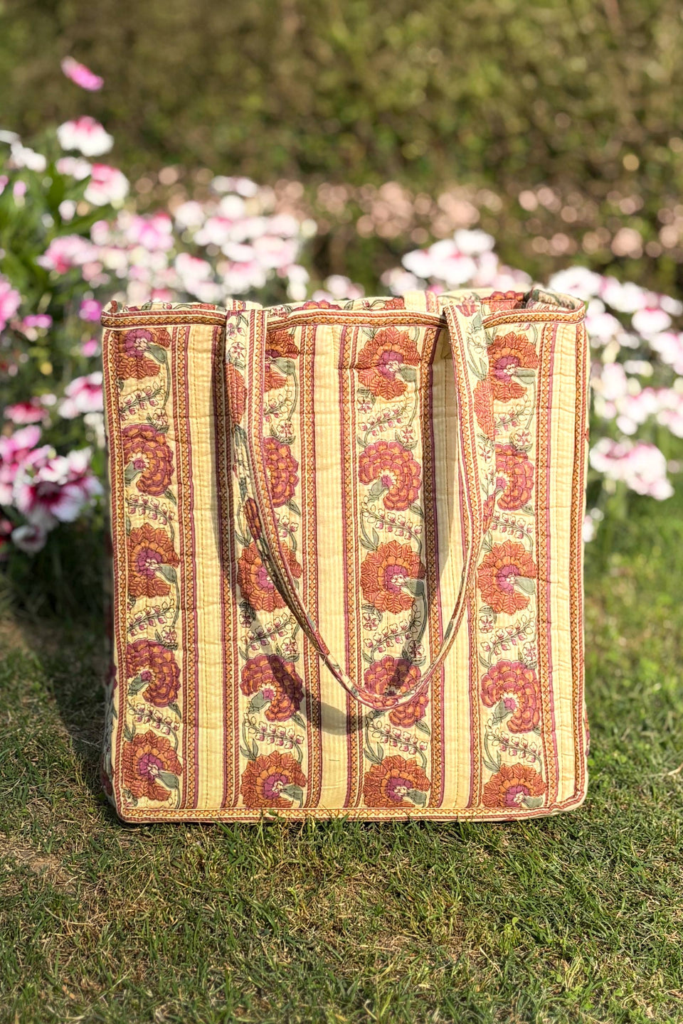 Roza Gulbahar Tote Bag