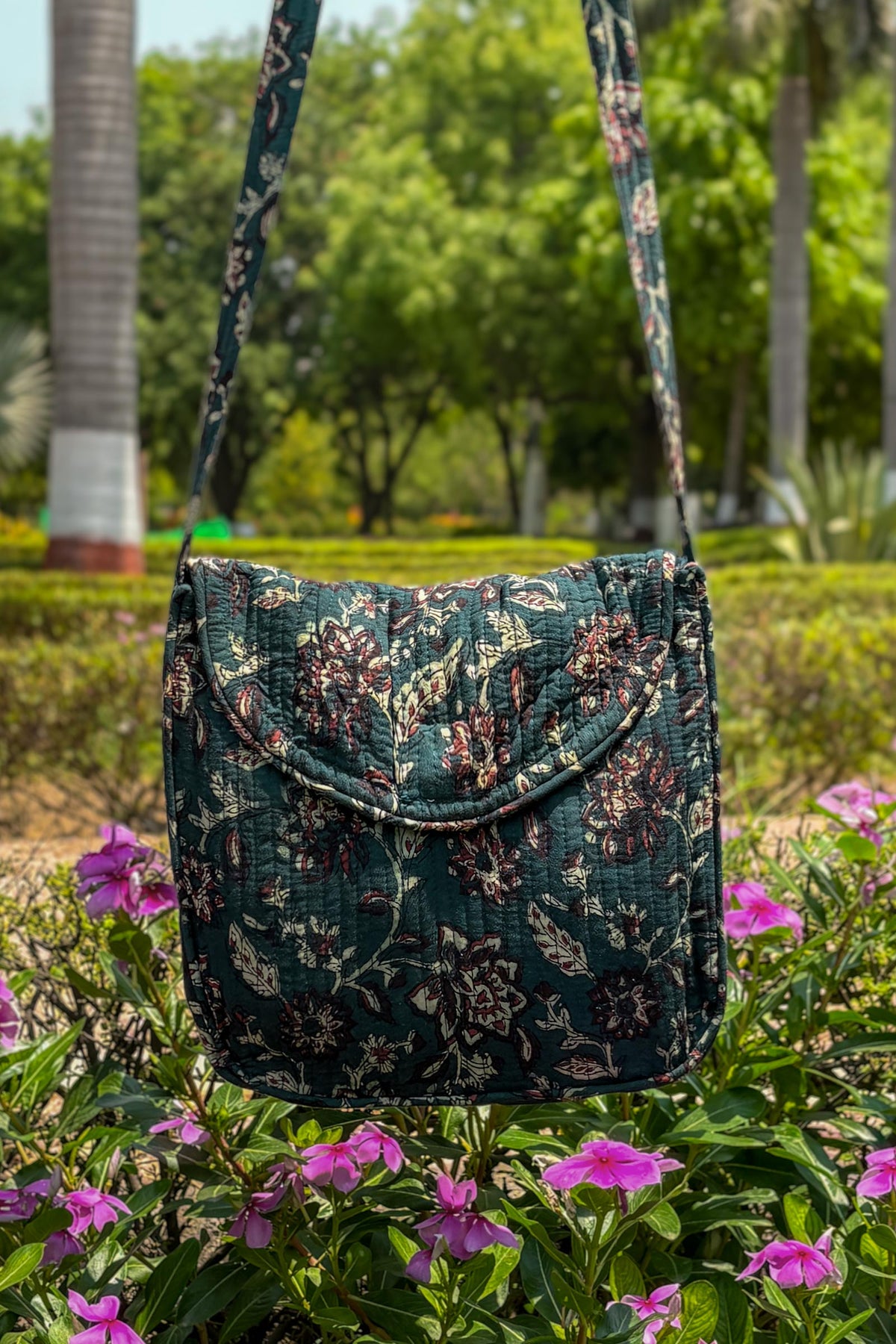 Roza Fatimah Crossbody Bag