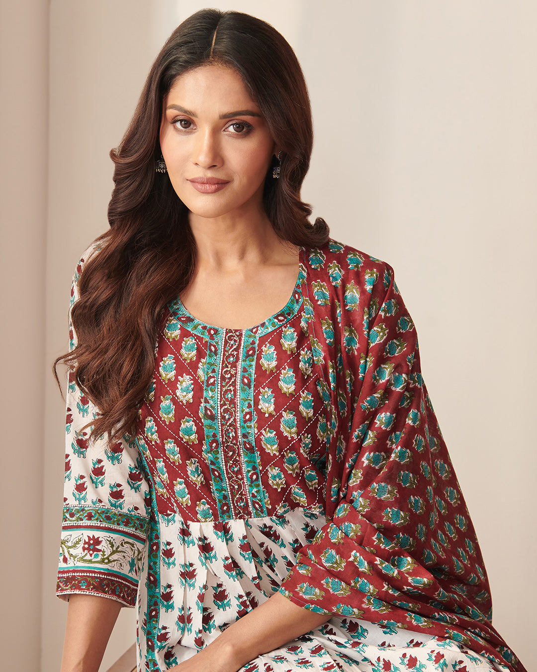 Gauhar Aafiya Sanganeri Kurta