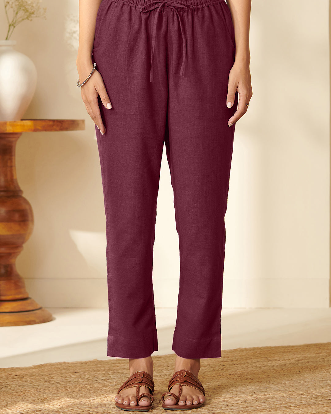 Roza Wahida Burgundy Narrow Pants