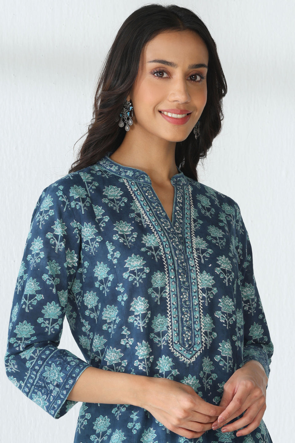 Neelofar Shaira Sanganeri Kurta