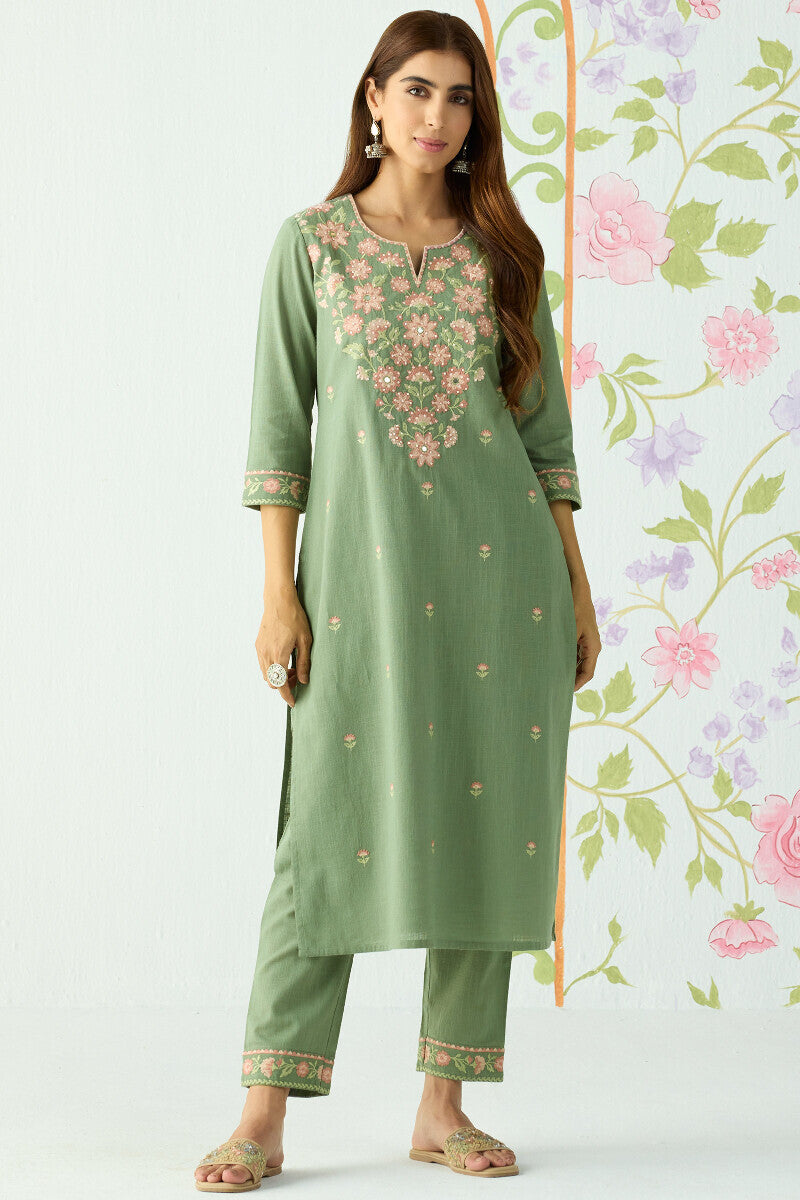 Mehraab Siya Kurta