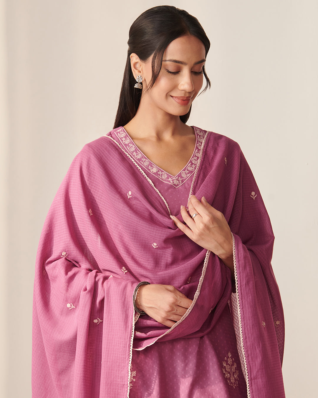 Mehraab Nisa Purple Dupatta