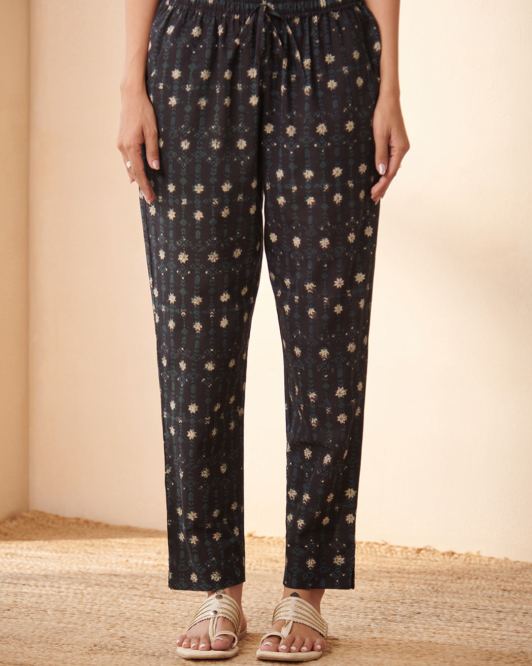 Sehra Zoya Bagru Dabu Narrow Pants