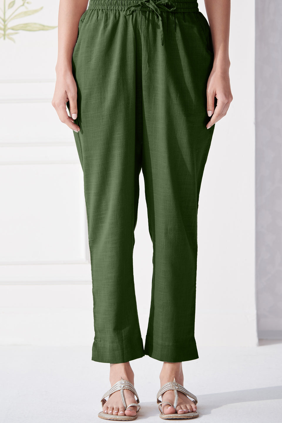 Roza Tara Forest Green Narrow Pants