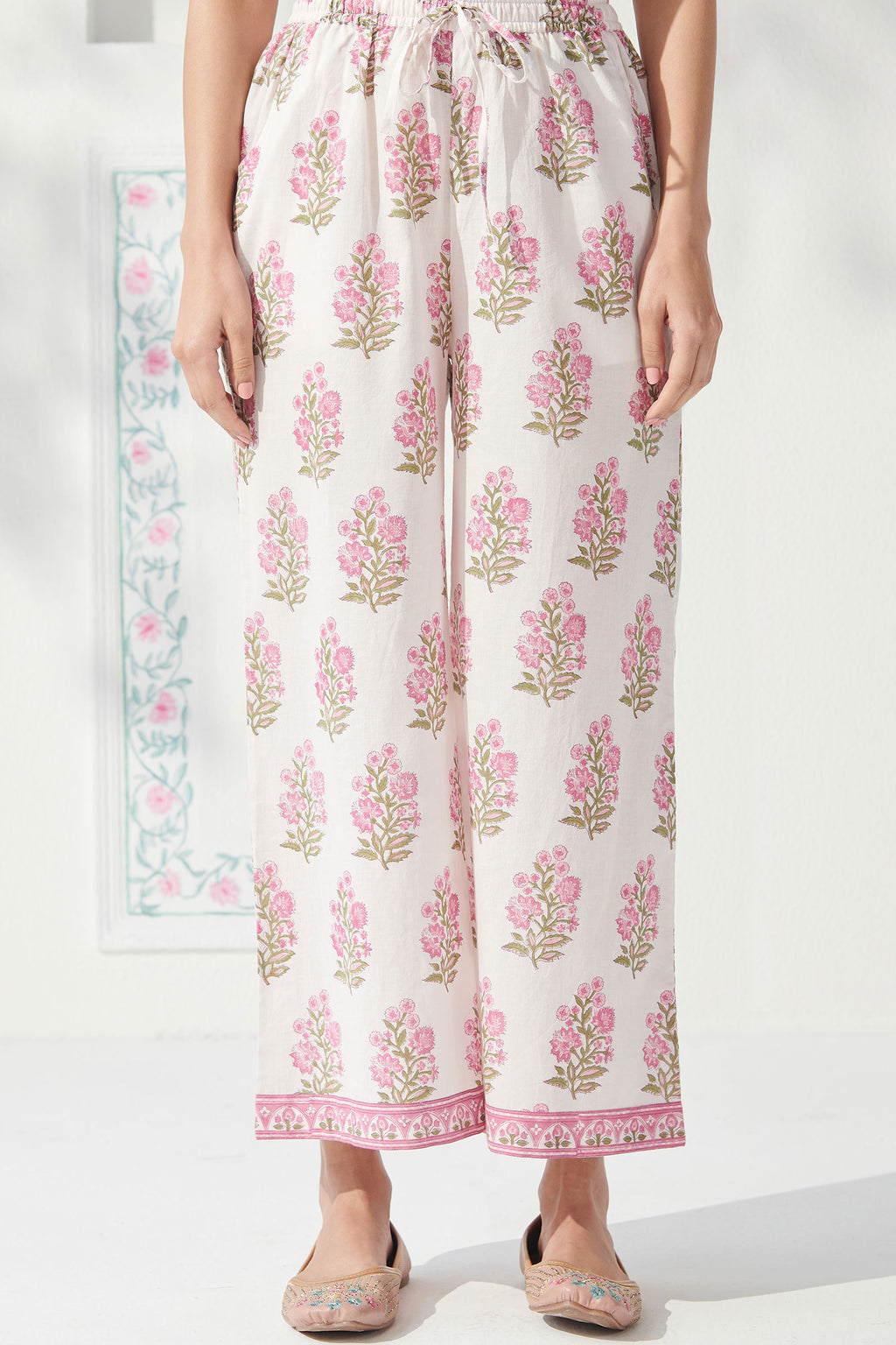 Gulbahar Zeina Sanganeri Farsi