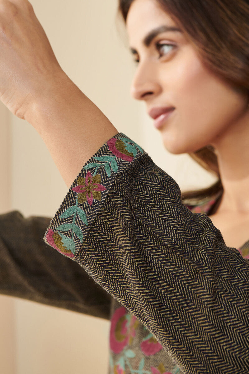 Naadirah Rasia Faux Wool Handloom Kurta